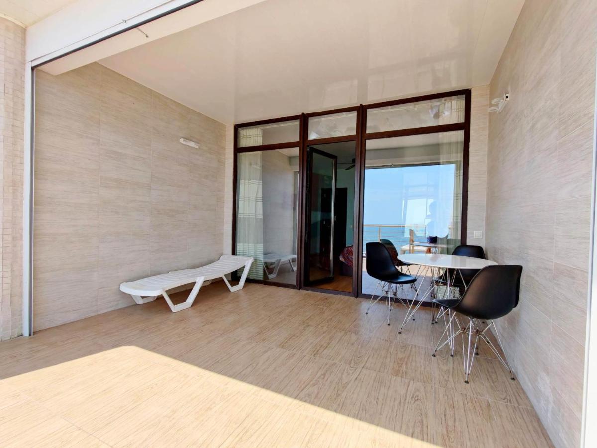 Vip Apartments Sovinion Odesa Exterior photo
